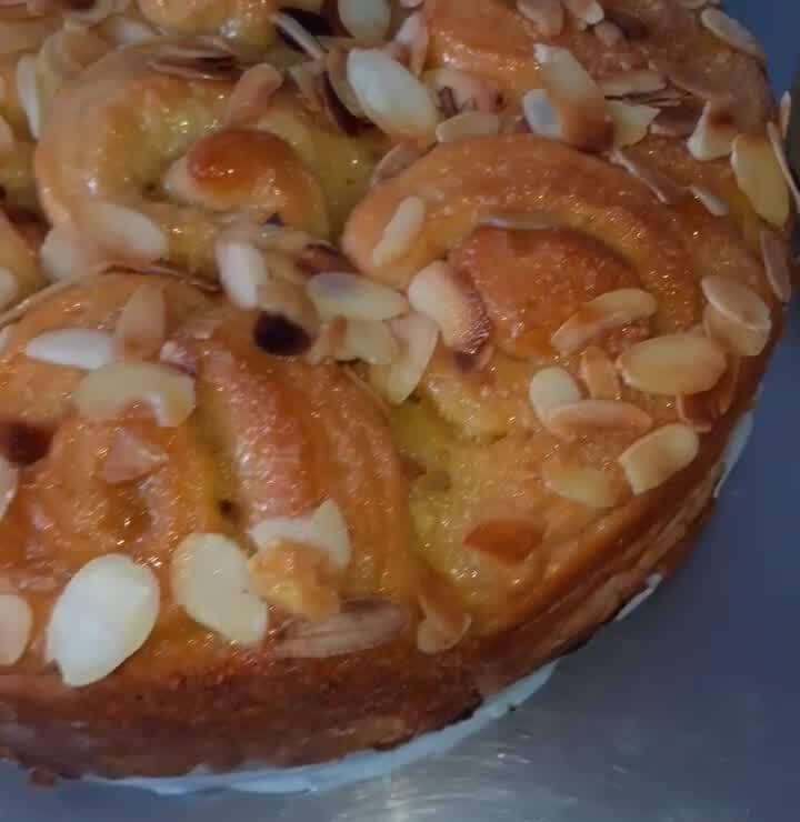 Brioche roulée à l'amande